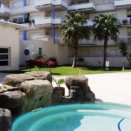 Canigo Holidays Apartment Roses